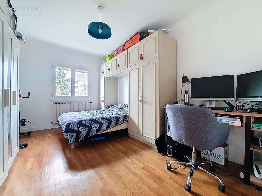 Maison - 2 Chambres - Possibilité 3 supplémentaires - Véranda - Jardin - Au calme - Proche toutes commodités - photo 10