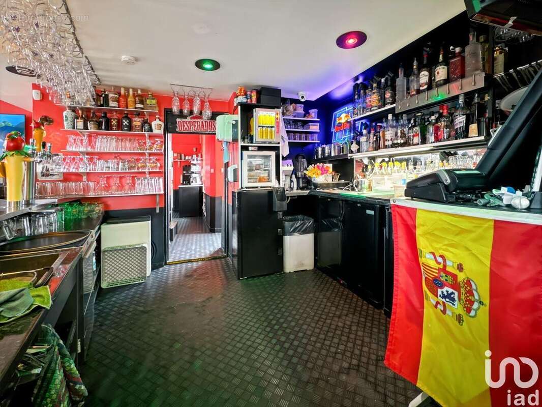 Photo 3 - Commerce à AUXERRE