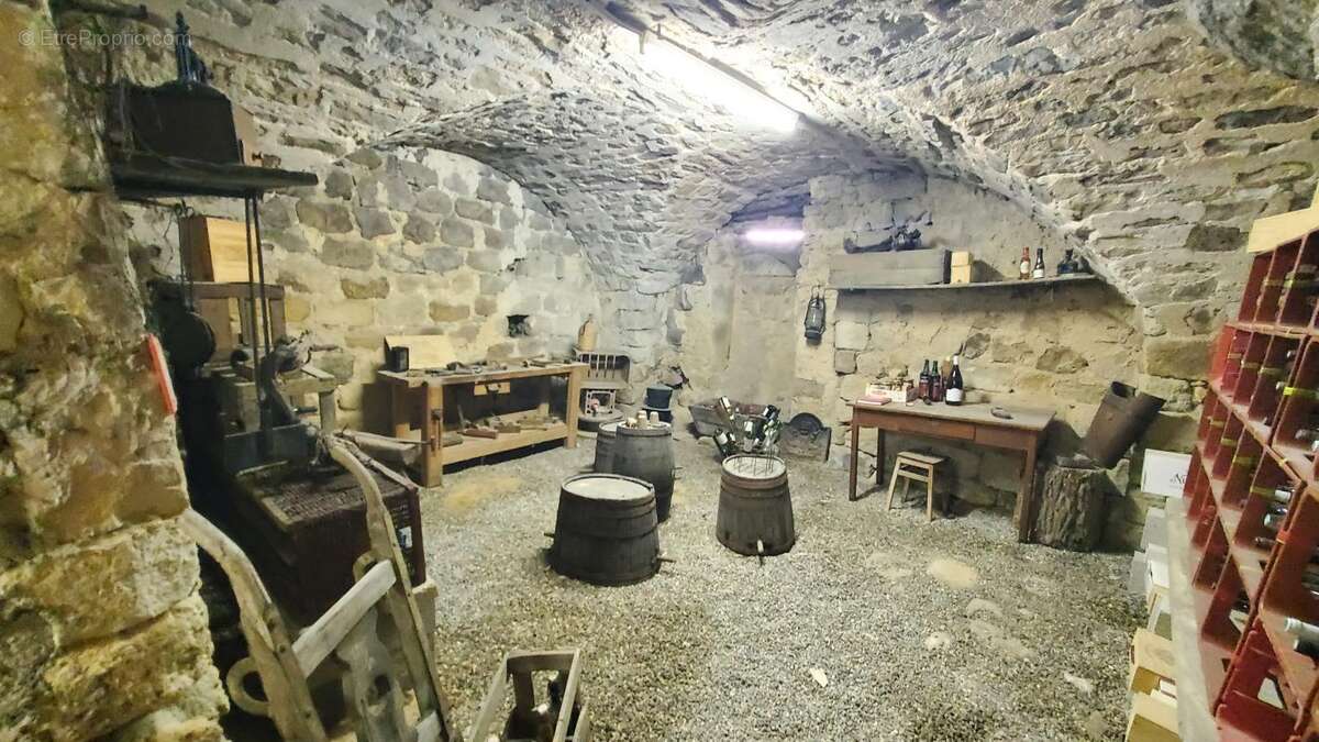Maison à LABLACHERE
