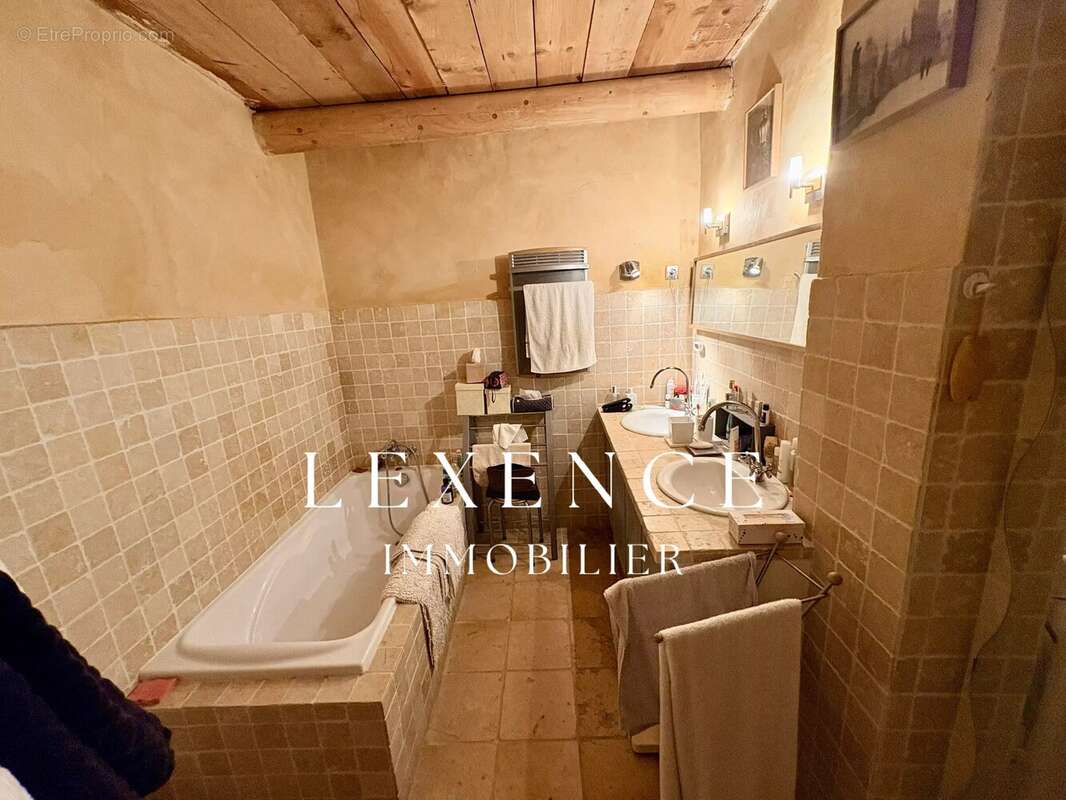 Appartement à SAINT-MARTIN-DE-CASTILLON