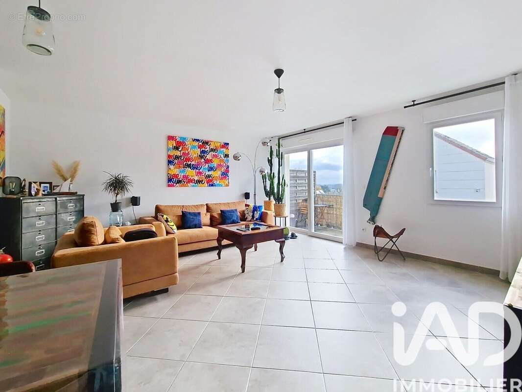 Photo 2 - Appartement à SAINT-FARGEAU-PONTHIERRY