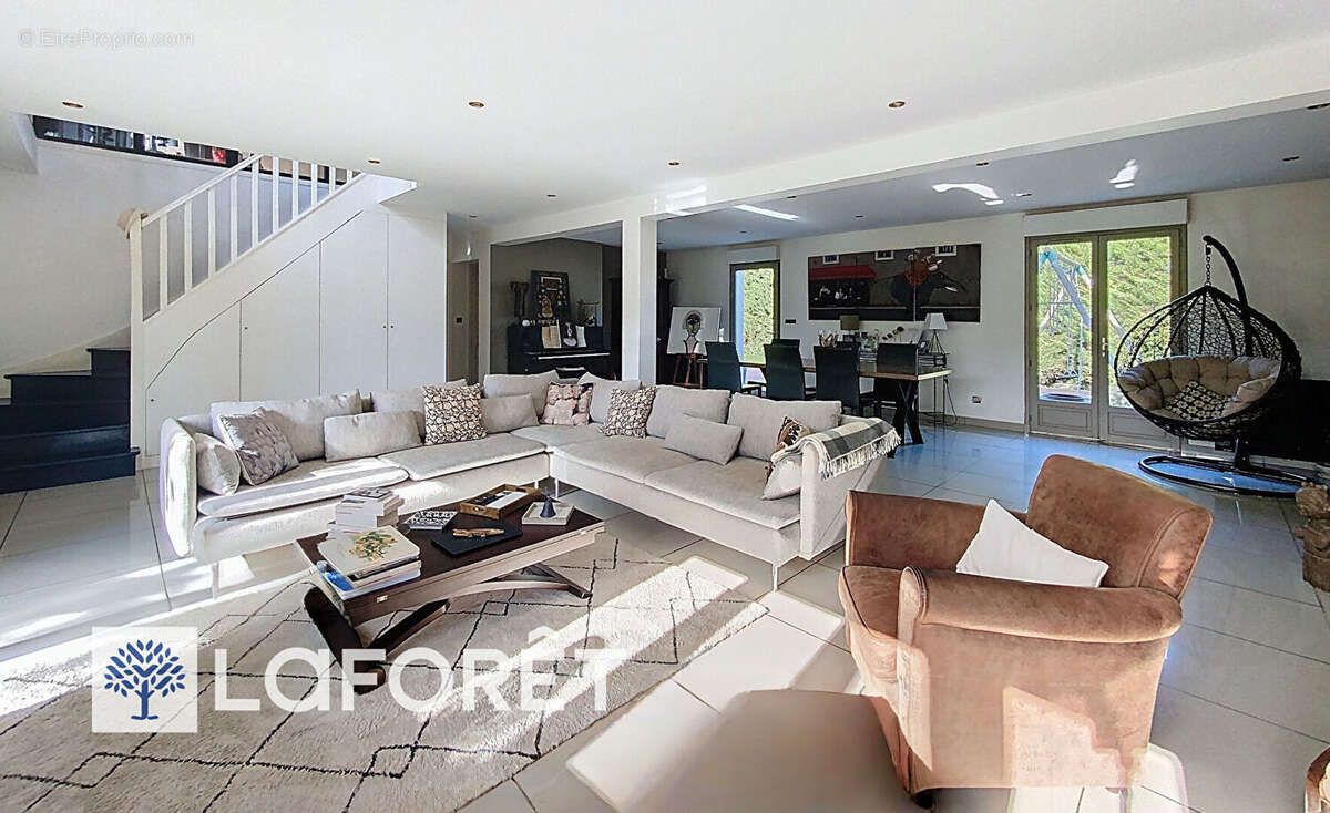 Maison à CHAMBOURCY