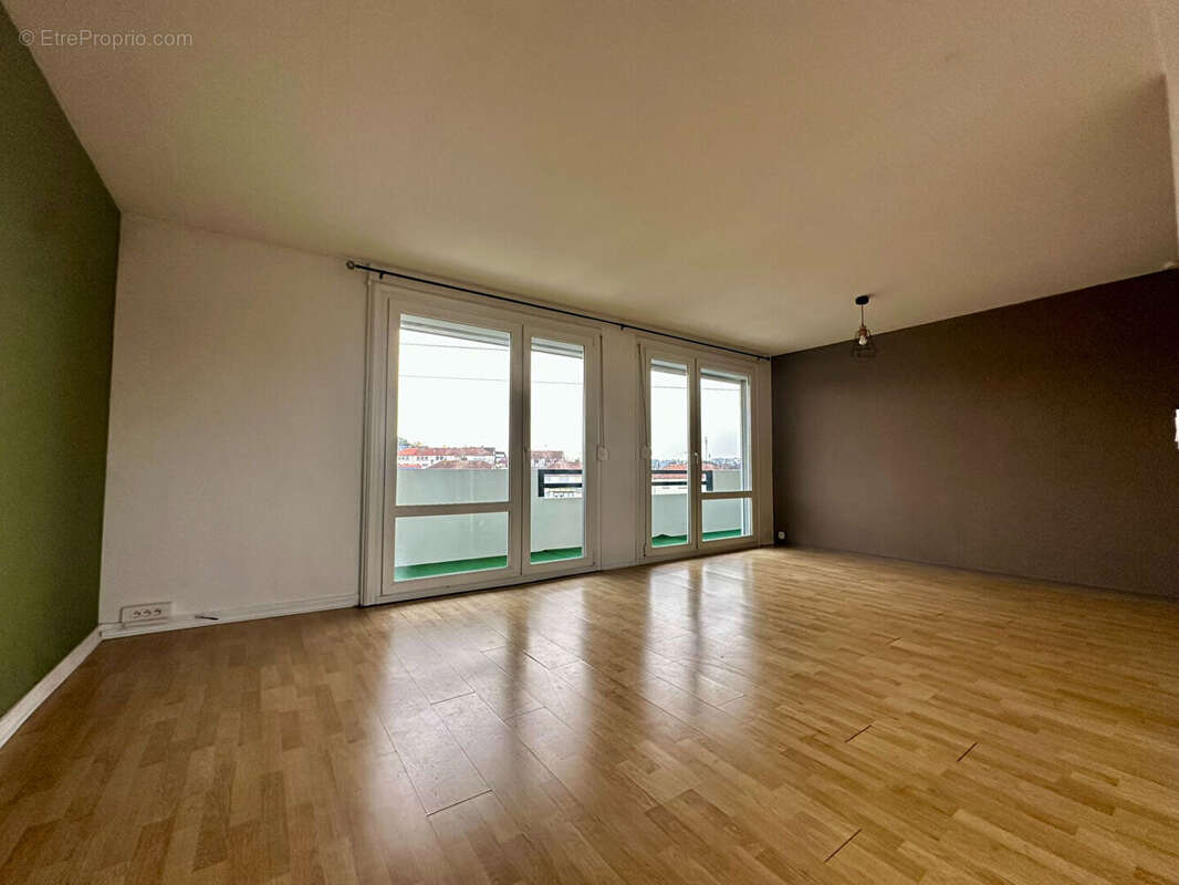 Appartement Harly 4 pièce(s) 67 m2 - photo 8