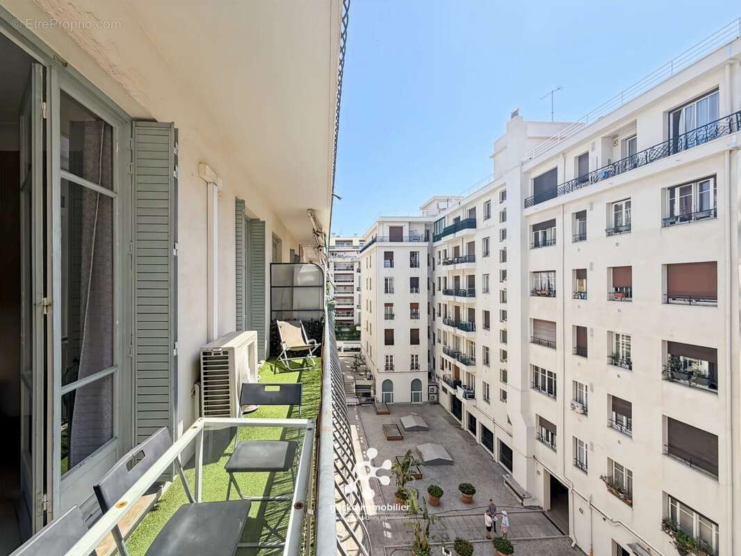 NICE - Hôtel des Postes / Wilson - 3P - rénové - balcon - photo 2