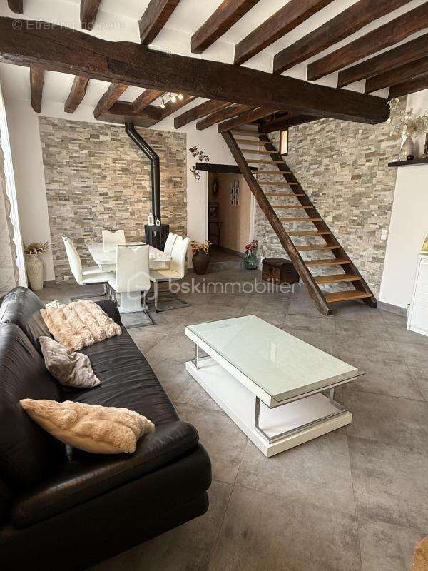 Maison à GRISY-LES-PLATRES