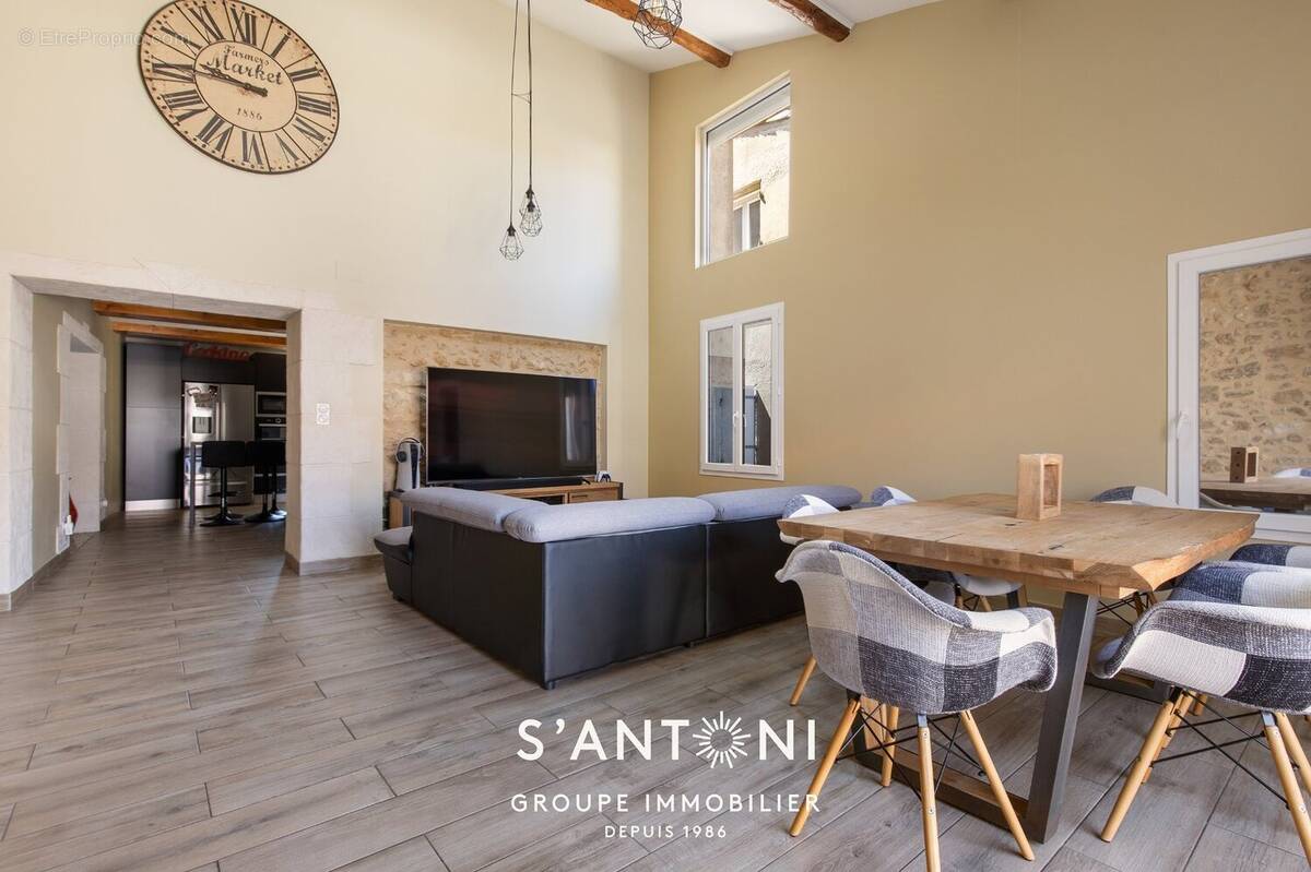 Maison à SAINT-GENIES-DE-FONTEDIT