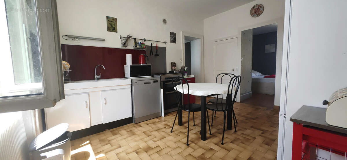 Maion familiale des annees 30 - vie de plain -pied - photo 2