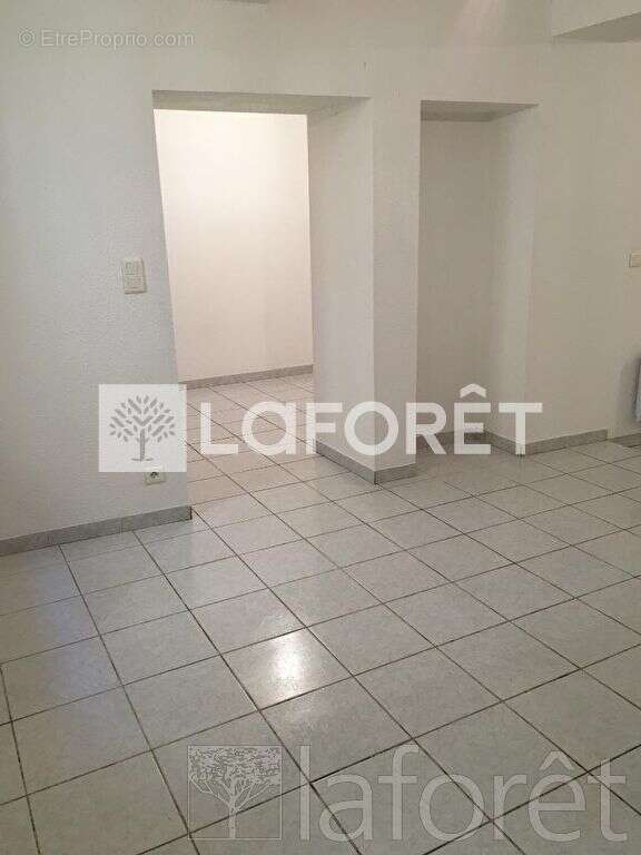 Appartement à THUIR