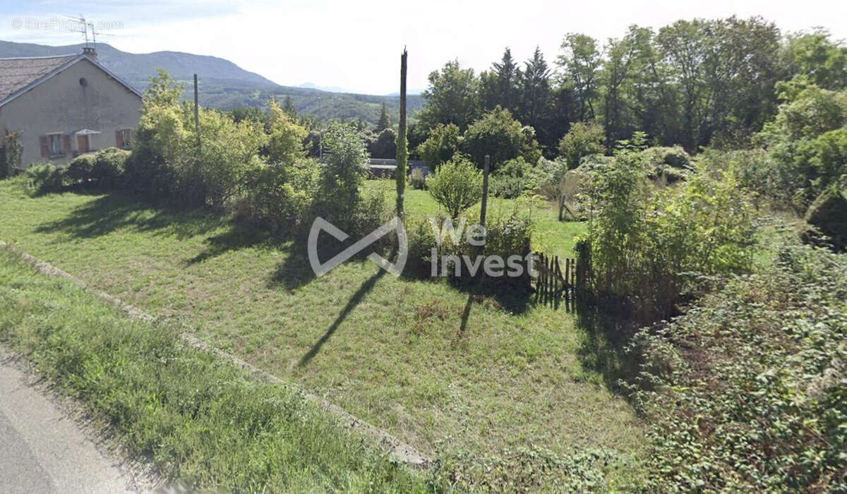 Terrain 2029 m² à Leaz  - photo 3