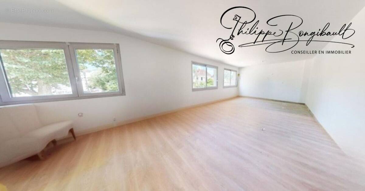 Photo 1 - Appartement à LA TOUR-DU-PIN