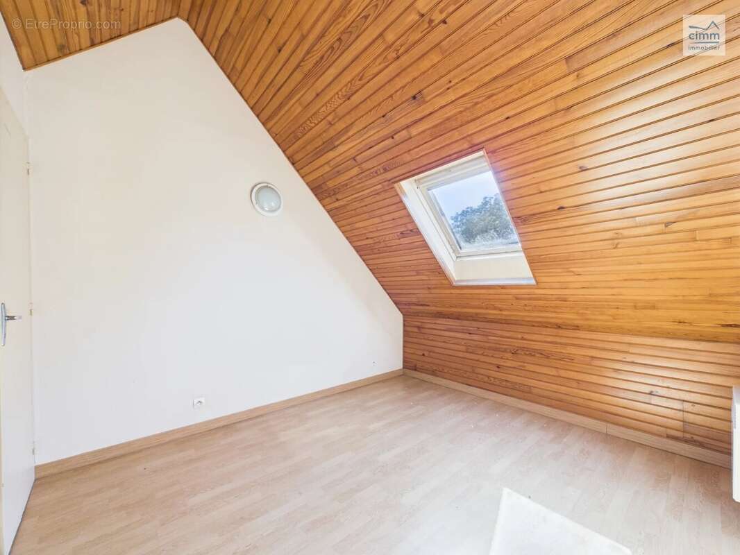 Maison à MAURE-DE-BRETAGNE