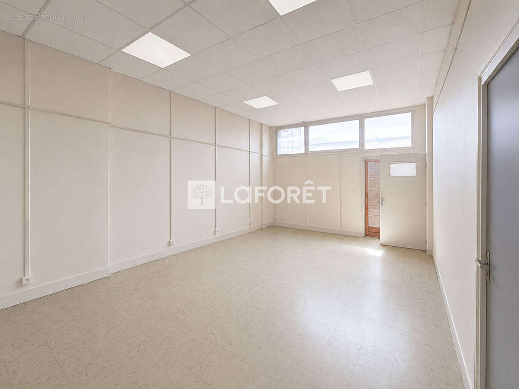 Appartement Barby 1 pièce(s) 708.10 m2 - photo 5