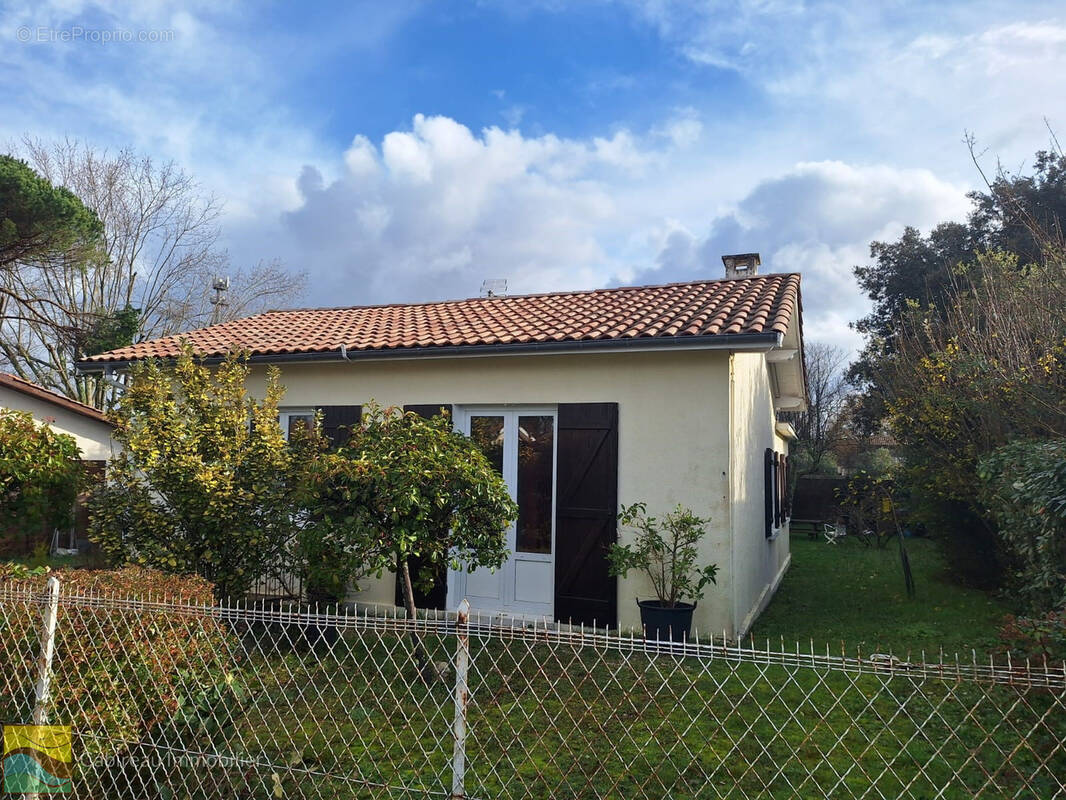 Maison à LACANAU