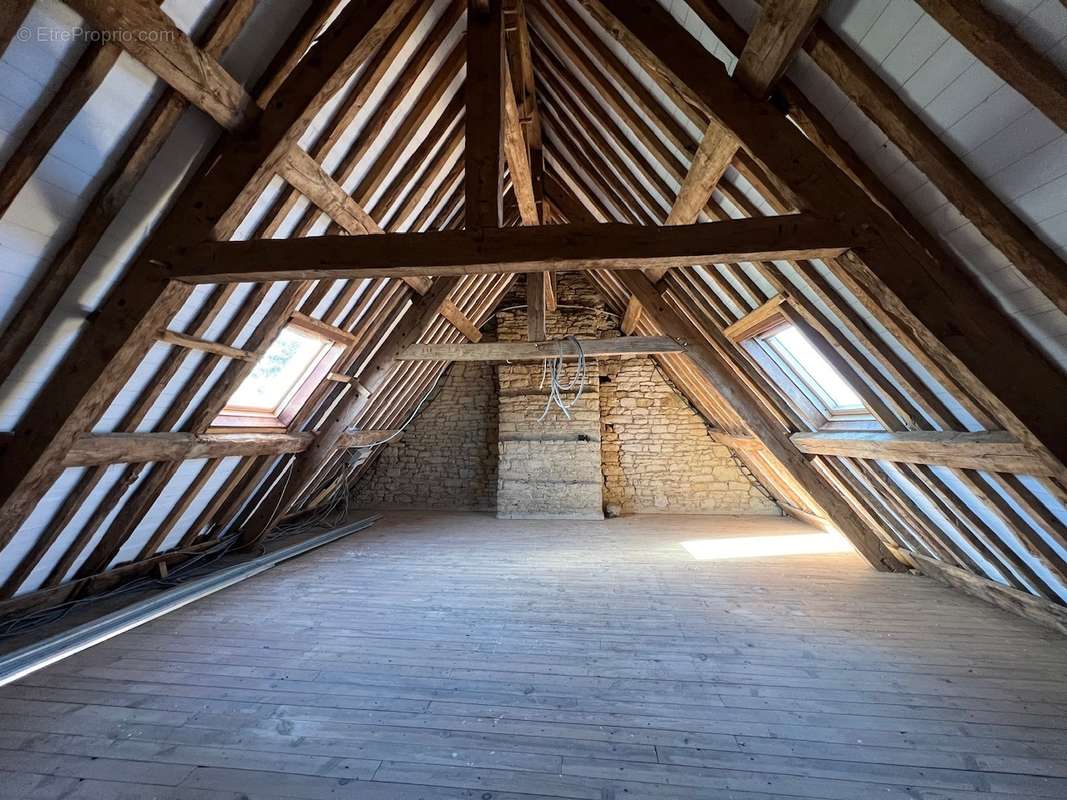 À saisir L’environnement et le charme de cette maison à la campa - photo 10