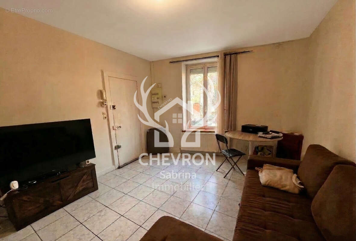 Appartement à CHARLEVILLE-MEZIERES