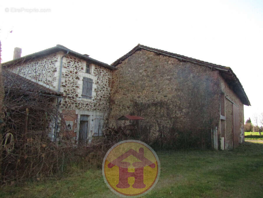 Maison à ROCHECHOUART