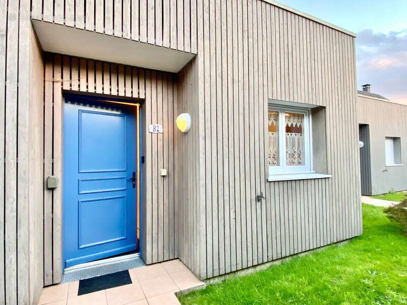 Maison à EQUEMAUVILLE