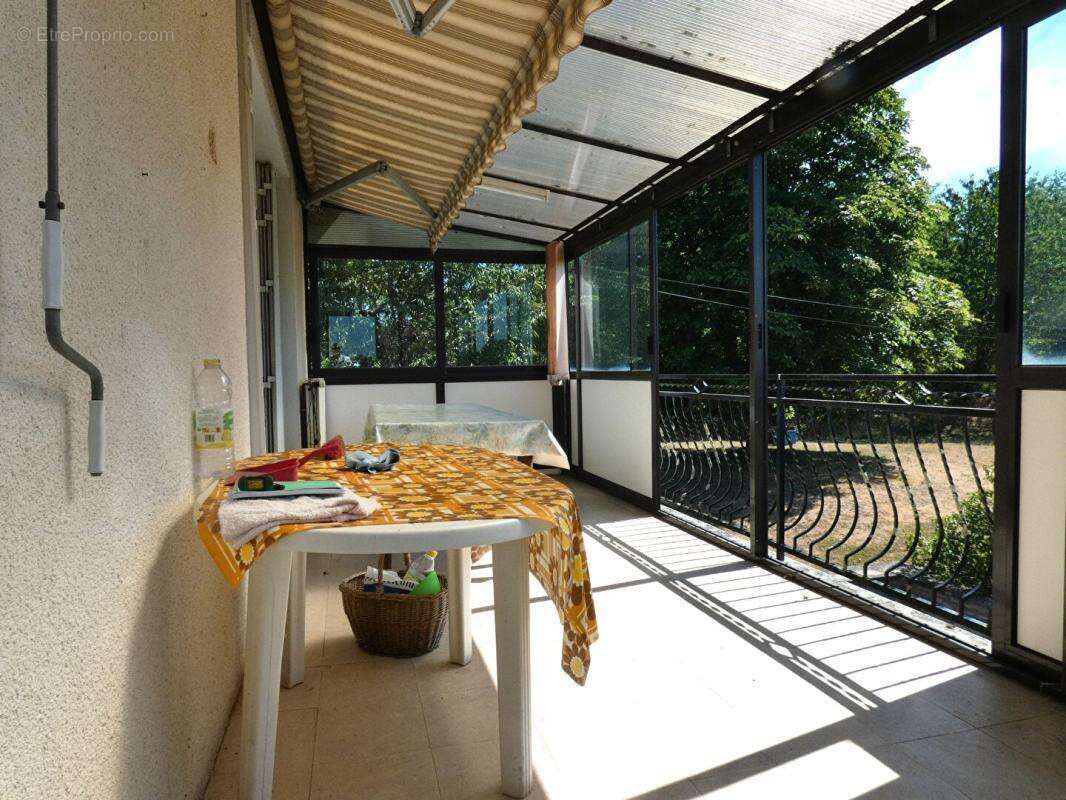 Maison 145 m2 / 2 appts / grange / terrain avec vue 3142m² - photo 6