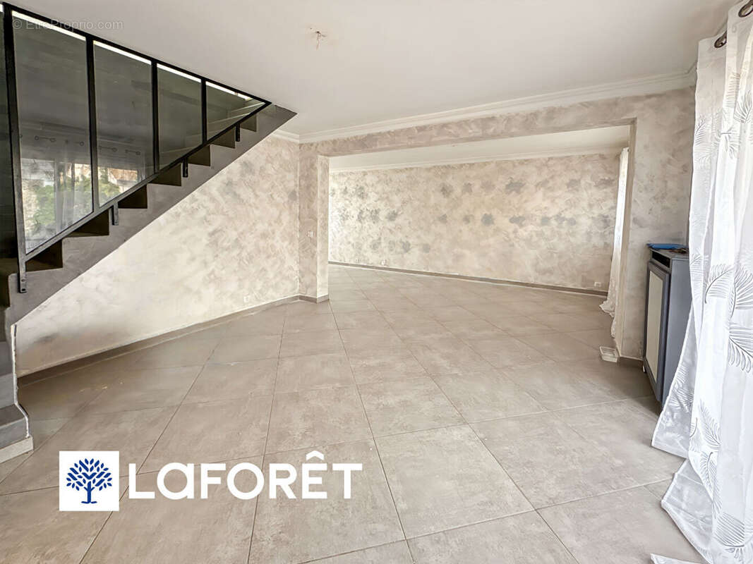 Maison à VILLEMOISSON-SUR-ORGE