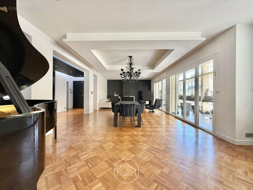Appartement à MARSEILLE-8E