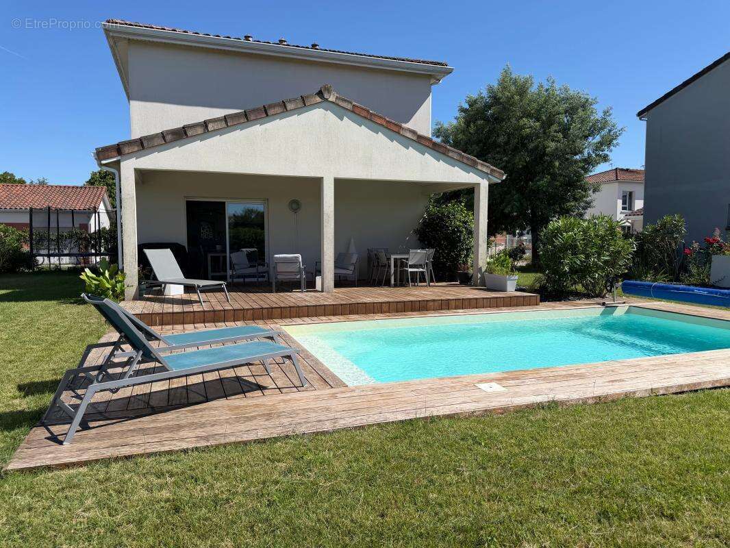 Maison à AUCAMVILLE