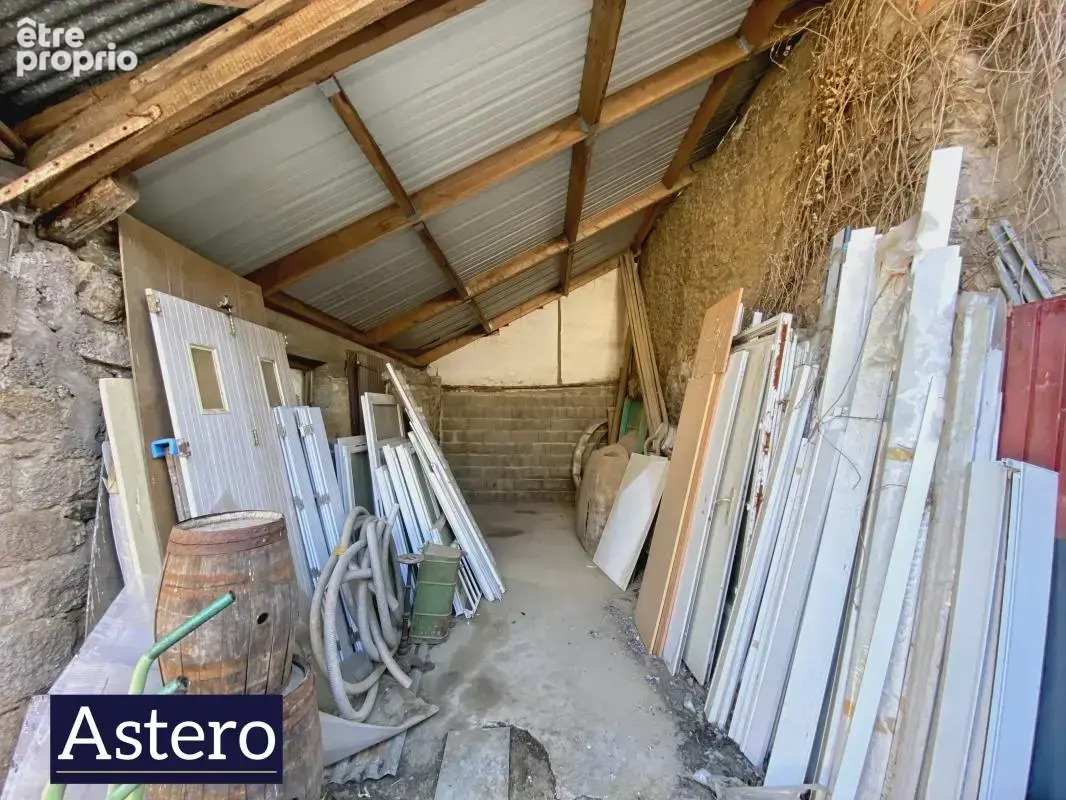 Garage individuel polyvalent de 235 m2 à Pontivy - photo 6