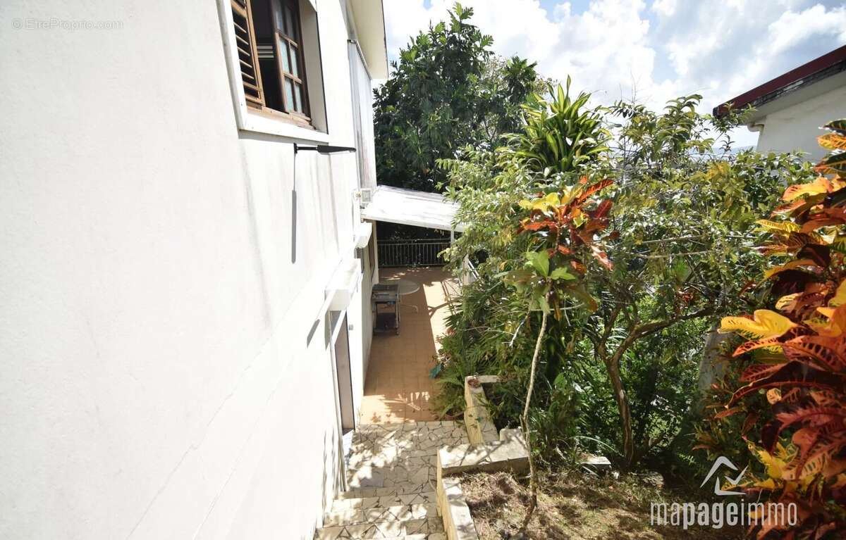 Maison à FORT-DE-FRANCE