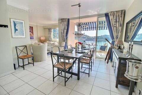 Appartement à VILLEFRANCHE-SUR-MER