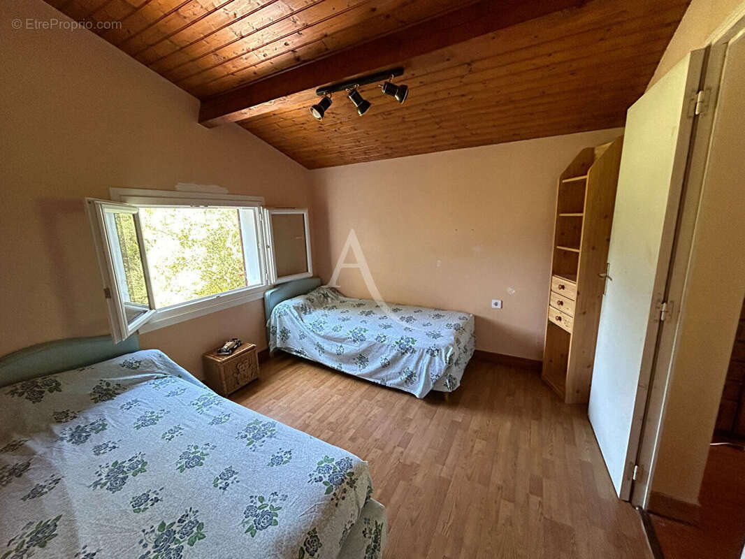 Maison Nieul Les Saintes 4 chambres. - photo 9