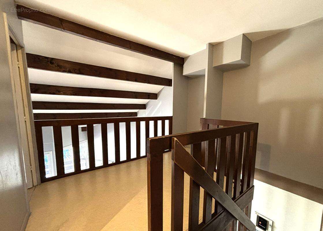 Appartement à ANDREZIEUX-BOUTHEON