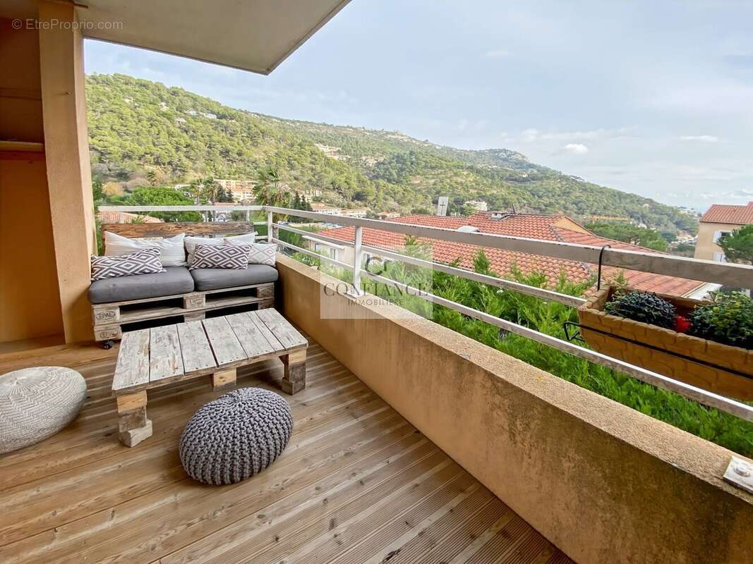 Appartement à EZE