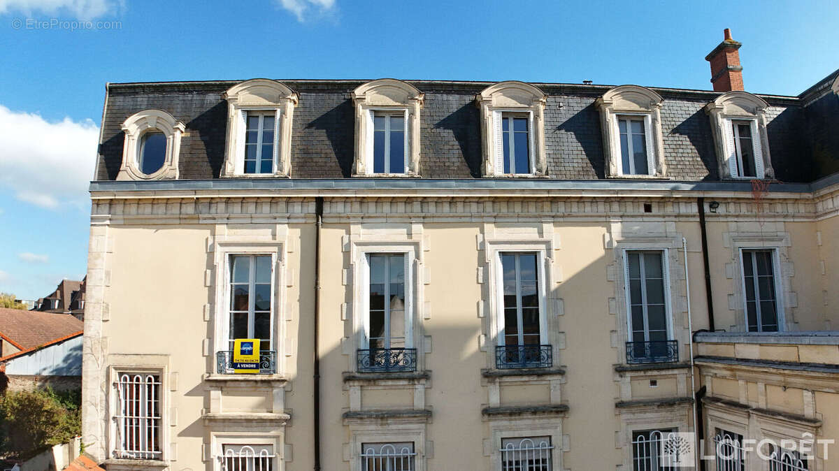 Appartement à MOULINS