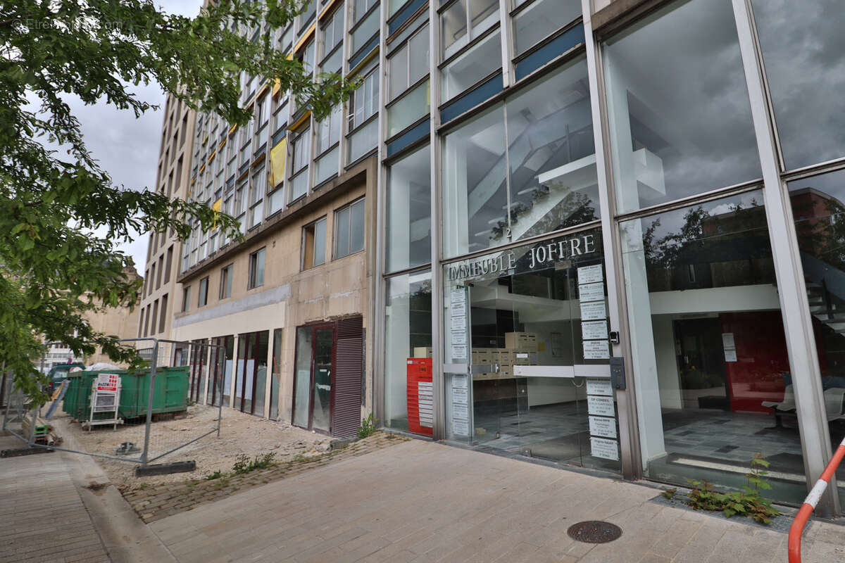 Commerce 81 m² à Troyes  - photo 7