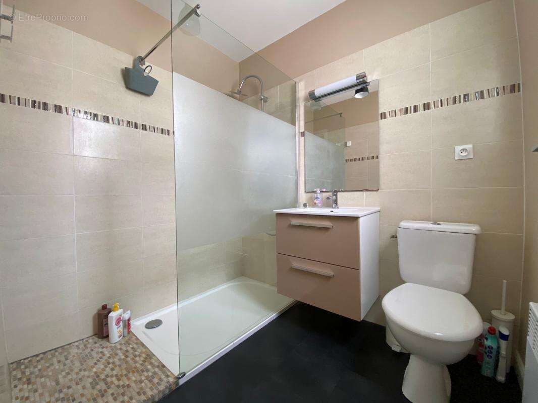 Maison à LES MATHES