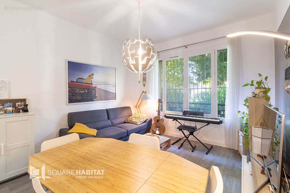 Appartement à MARSEILLE-9E