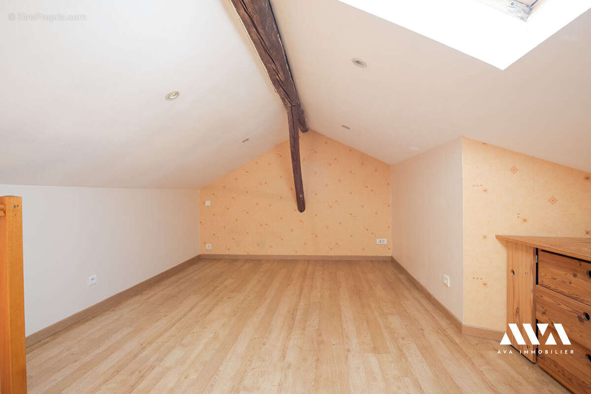 Appartement à VARANGEVILLE