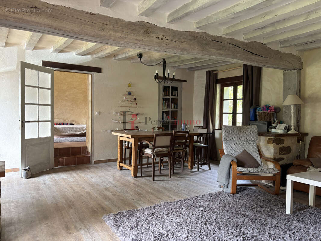 Maison à LA POTERIE-AU-PERCHE