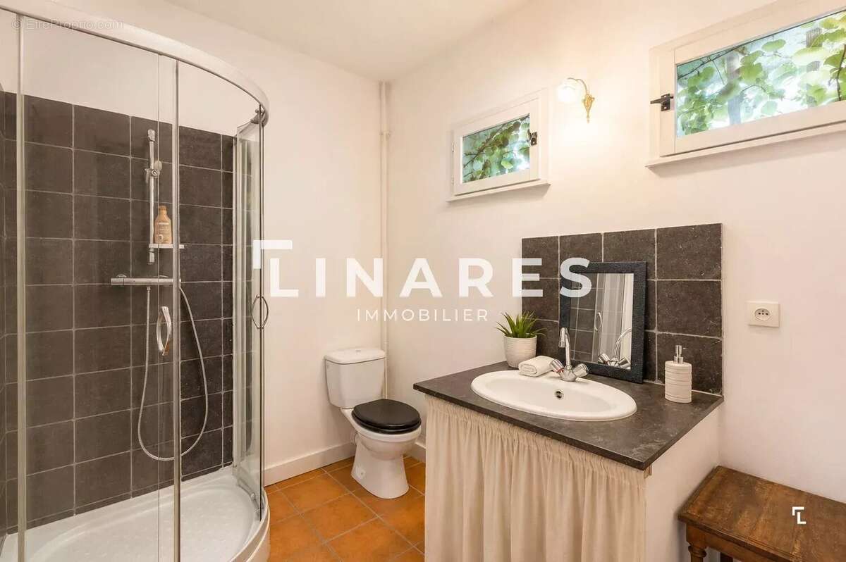 AUTHENTIQUE BIGOURDIN - Villa T6 de 160m2 - Terrain 5200m2 - 13770 Venelles - photo 20