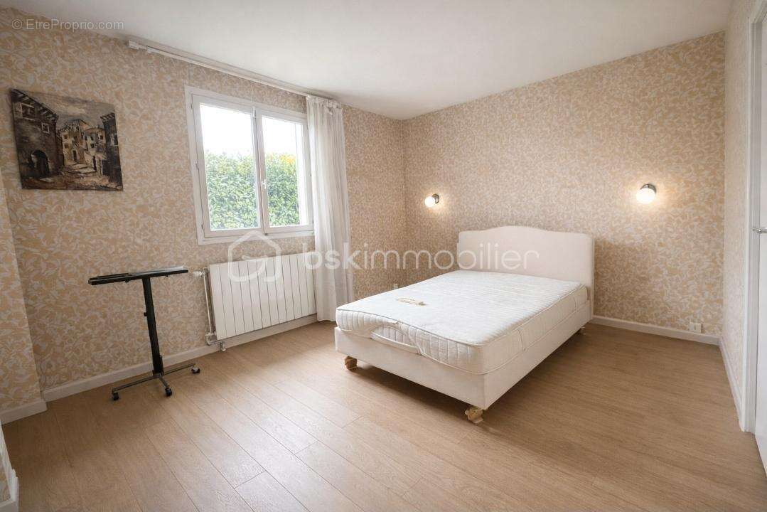 Maison à SAINT-GERMAIN-LES-CORBEIL