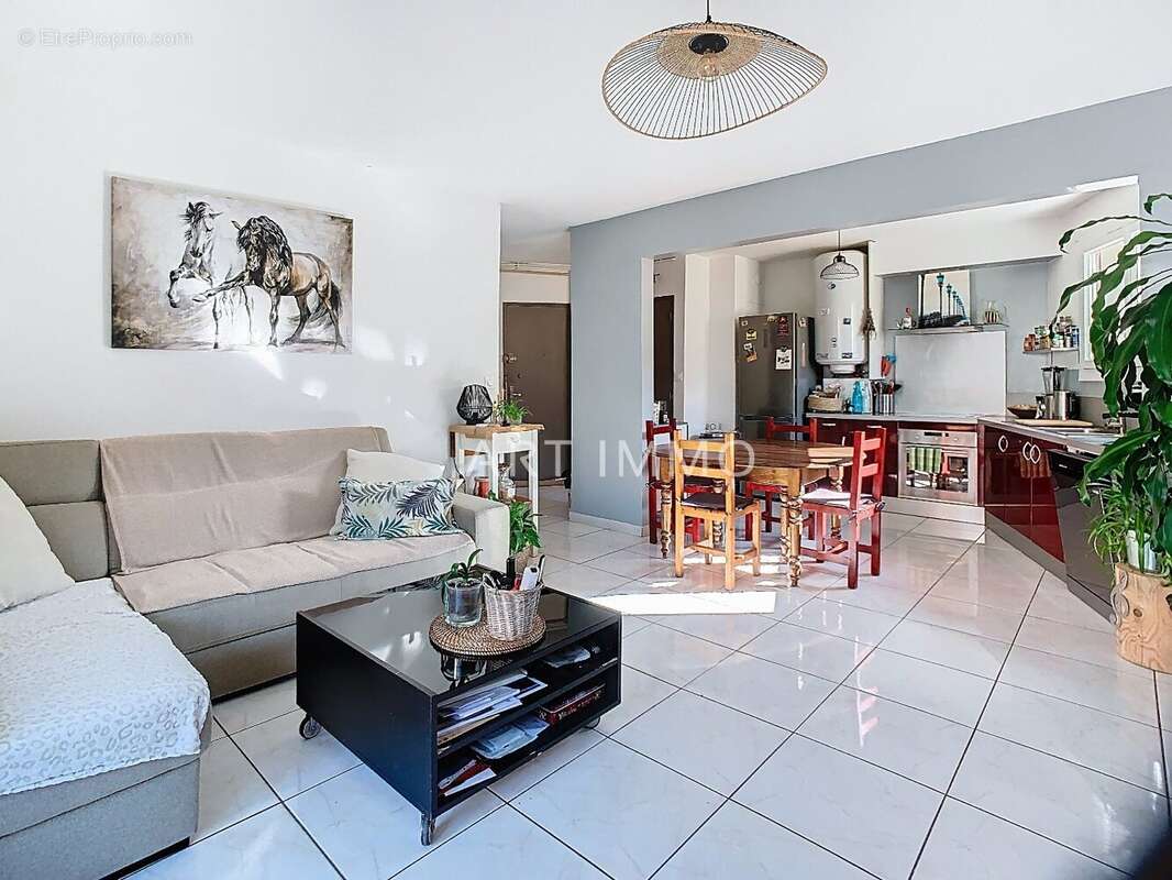 Superbe appartement t3 renove  a vendre au centre de cavaillon - photo 4