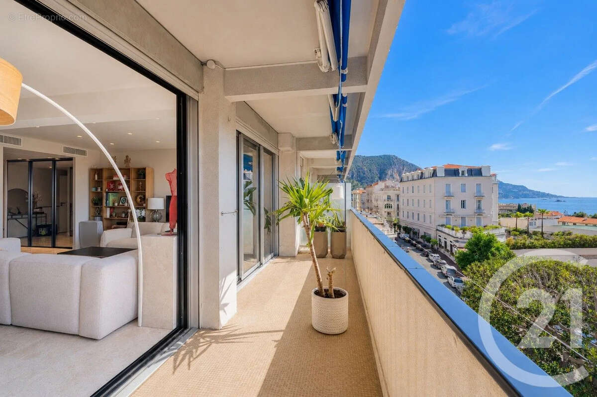 Appartement à BEAULIEU-SUR-MER