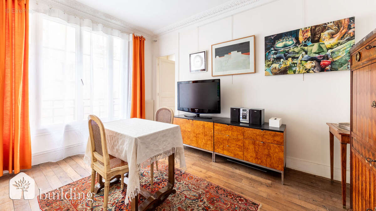 Grandes Carrières Paris 18ème - Appartement 2 pièces 38,08 m² - photo 11
