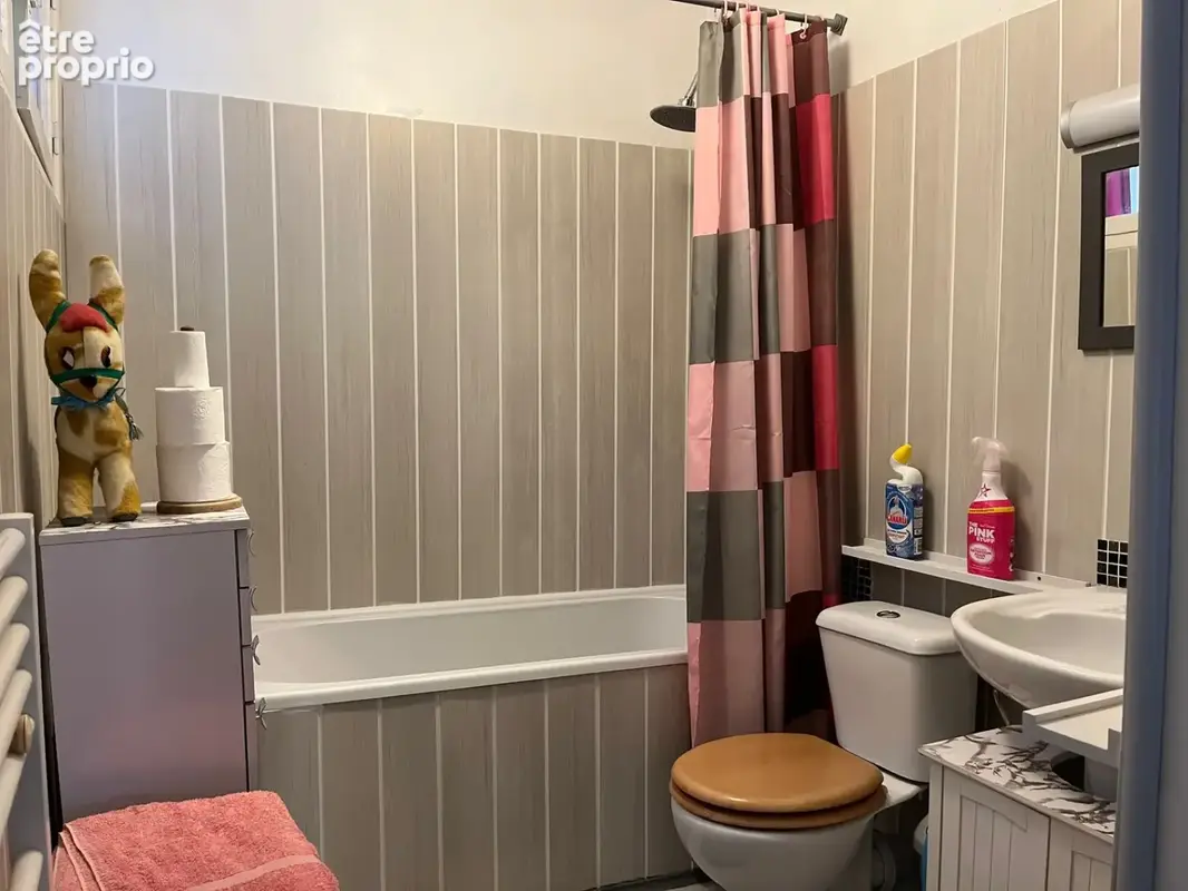 Payzac Maison du bourg de 6 pieces avec jardin et vues. - photo 15