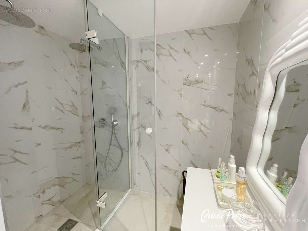 Appartement à ARLES
