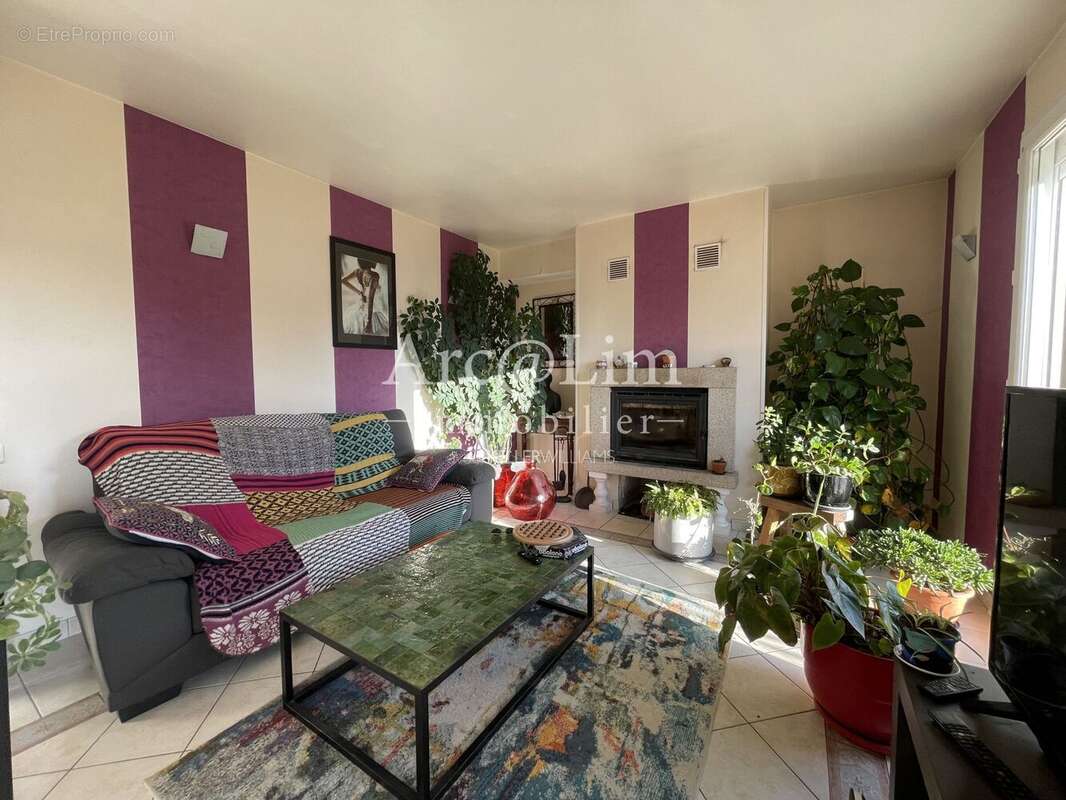 Maison à SAINT-GENCE