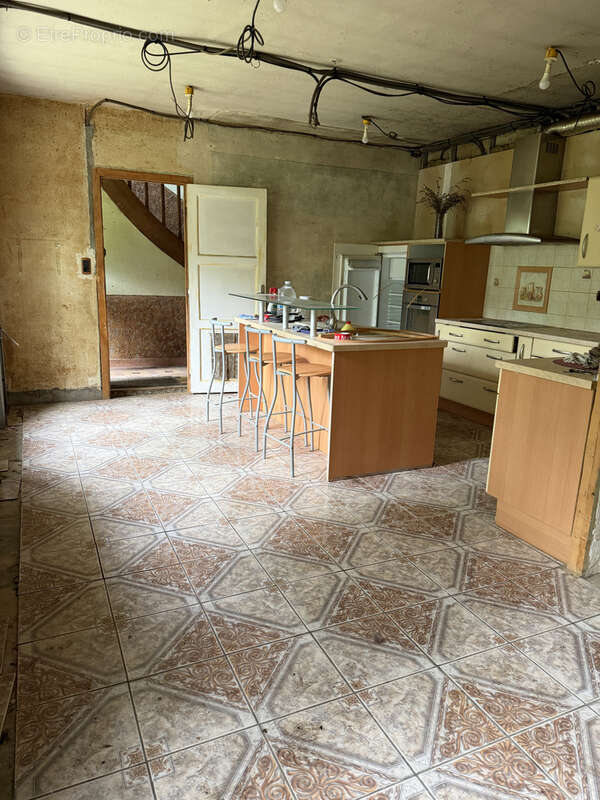 Maison à PONT-DE-ROIDE
