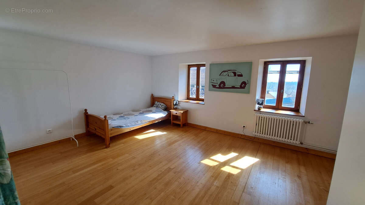 Maison à MANZAT