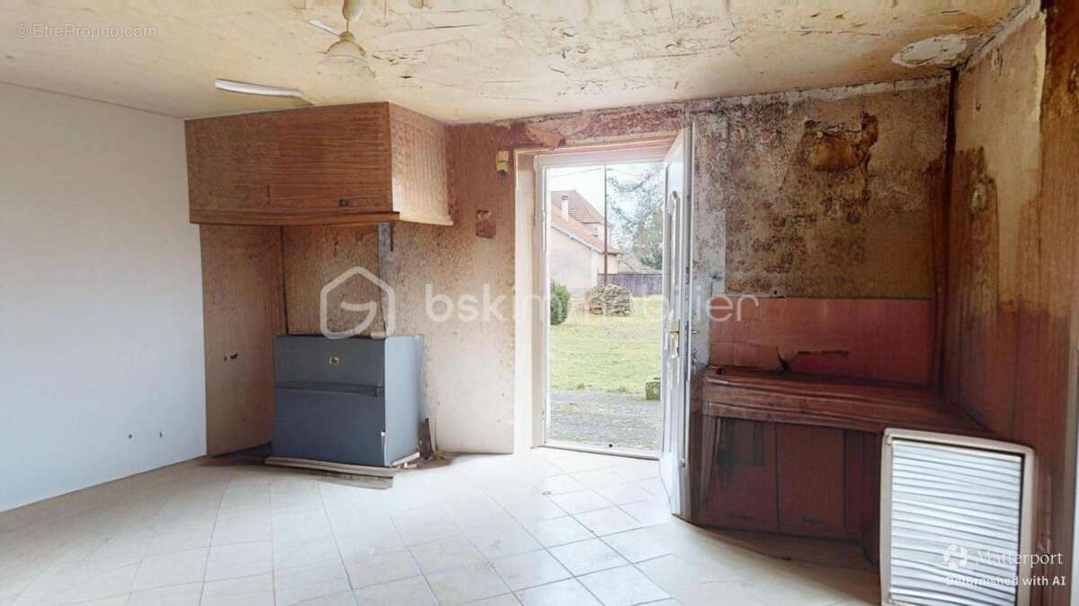  Ensemble immobilier a réhabiliter et restaurer   230 M2– Fort potentiel - photo 13
