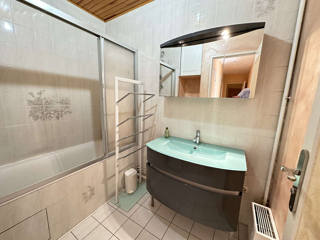Appartement à BROU-SUR-CHANTEREINE