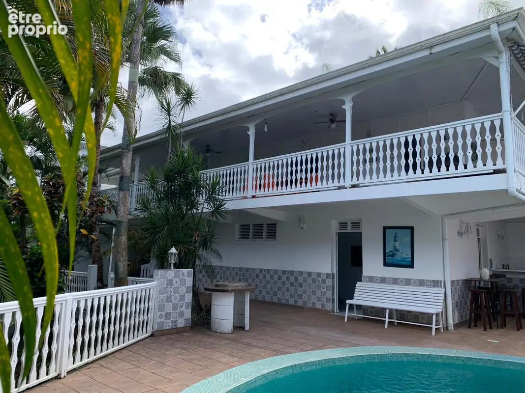 A vendre villa t7 - 190 m2 - vue mer & montagne - lamentin - photo 2